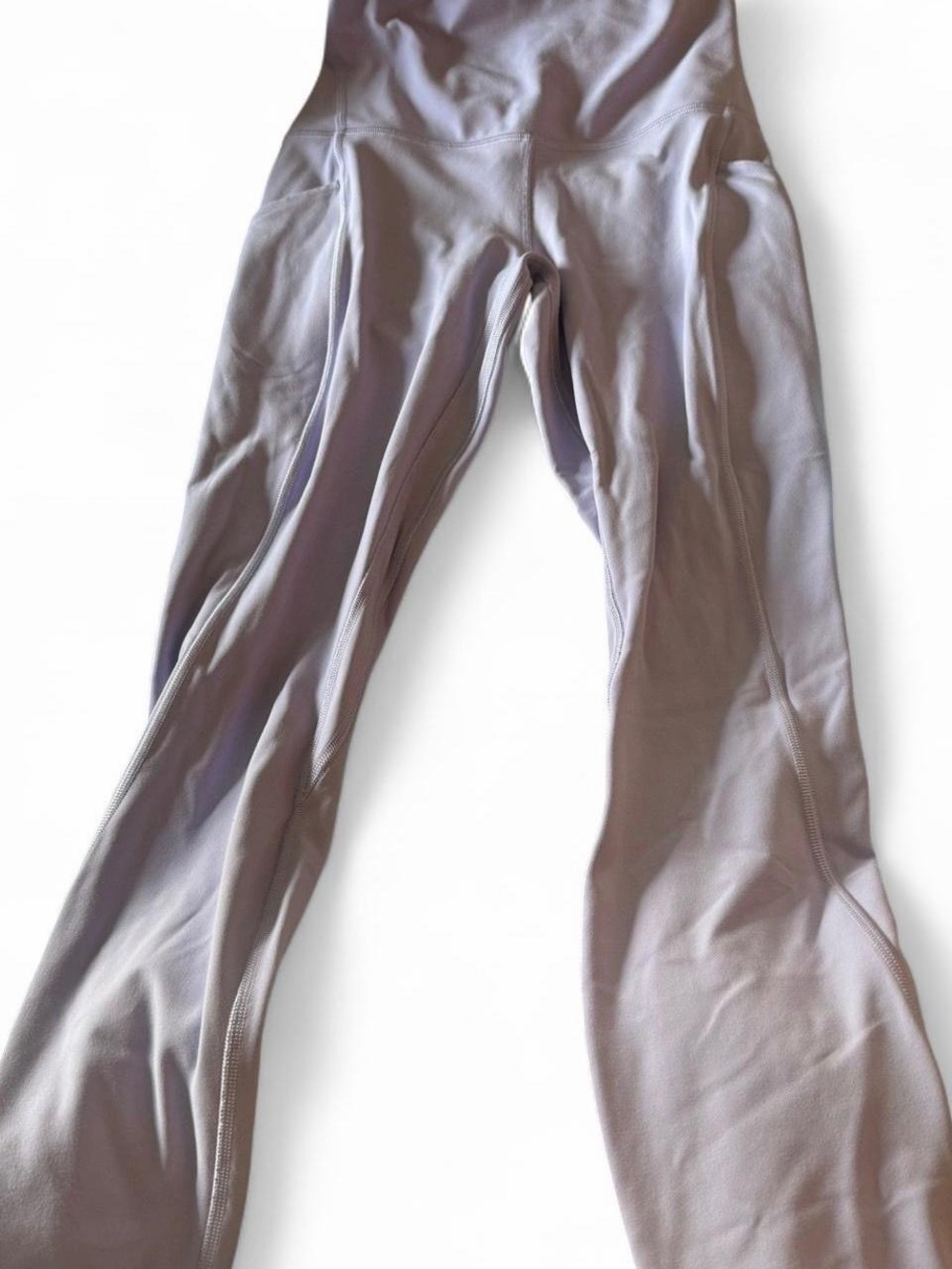 Lululemon light purple cropped leggings